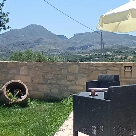 펜션 Metochi Traditional House