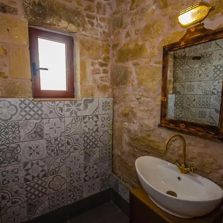 Metochi Traditional House Holiday home