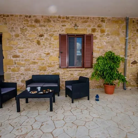 Vakantiehuis Metochi Traditional House *
